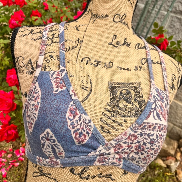 CHASER intimates • soft boho strappy patchwork floral print bralette •size small - Picture 6 of 16